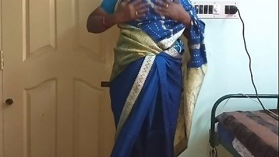 des indian ultra-kinky cheating tamil telugu kannada malayalam hindi wife vanitha wearing blue colour saree  flashing thick hooters and shaved pussy press firm boobs press nipple caressing cooch masturbation